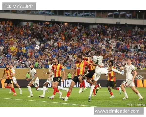 激情四溢的足球盛宴FIFA世界杯带你领略全球顶级赛事的魅力与荣耀